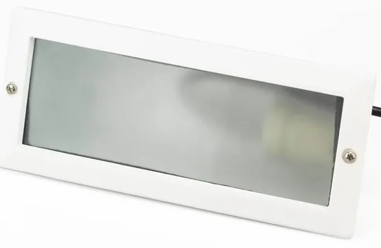 Imagem do produto BALIZADOR 6100 EMB S/GR BR 1XE27 20W SR **********